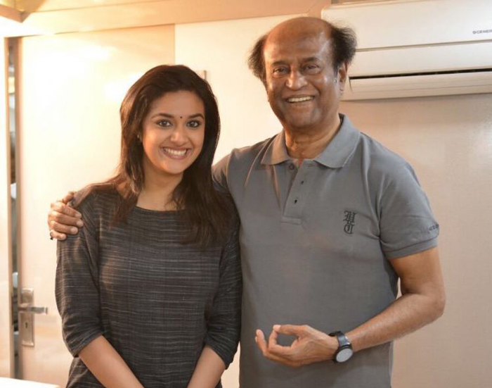  രജനീകാന്ത് സാറിനെ കണ്ട് അമ്പരന്ന് നിന്നിടത്തുനിന്നും സ്‌ക്രീന്‍ പങ്കുവെയ്ക്കലിലേക്ക്; ശിവയുടെ രജനീകാന്ത് ചിത്രത്തില്‍ നായികയാവുന്നത് കീര്‍ത്തി സുരേഷ്;  കീര്‍ത്തിക്ക് നറുക്ക് വീണത് ജ്യോതിക, മഞ്ജു വാര്യര്‍ എന്നിവരെ പിന്തള്ളി