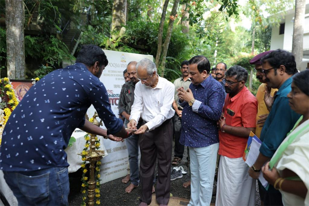 കെ ജയകുമാര്‍ രചന നിര്‍വഹിക്കുന്ന കൈലാസത്തിലെ അതിഥിയുടെപൂജ കഴിഞ്ഞു