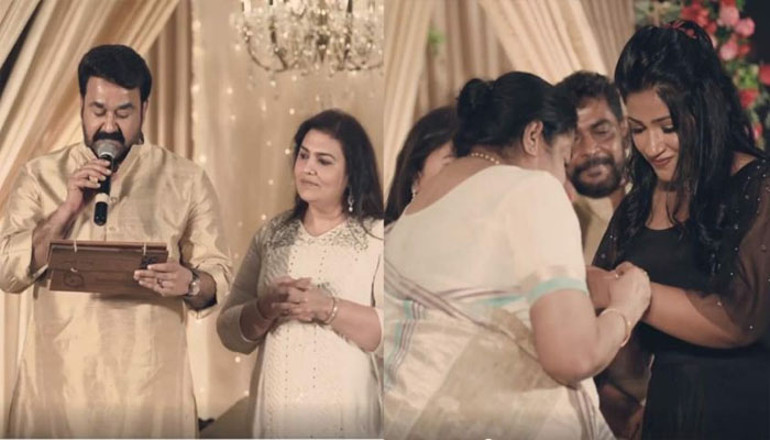 ആന്റണി പെരുമ്പാവൂരിന്റെ മകളുടെ വിവാഹനിശ്ചയ വിഡിയോ പുറത്ത് വിട്ടു; വിഡിയോ ഏറ്റെടുത്ത് സോഷ്യൽ മീഡിയ 