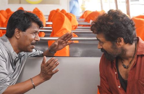 സംവിധായകന്‍ ബാലയുമായി സൂര്യയും ഉടക്കിയോ? ഇരുവരും ഒന്നിക്കുന്ന ചിത്രം ഉപേക്ഷിച്ചുവെന്ന വാര്‍ത്തയ്ക്ക് പിന്നാലെ ലൊക്കേഷന്‍ ചിത്രം പങ്ക് വച്ച് സൂര്യയും; ആരാധകര്‍ ആവേശത്തില്‍