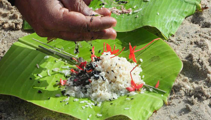 കർക്കടകവാവ് തിങ്കളാഴ്ച; വീട്ടിൽ ബലിതർപ്പണം ചെയ്യേണ്ട രീതി നോക്കാം 