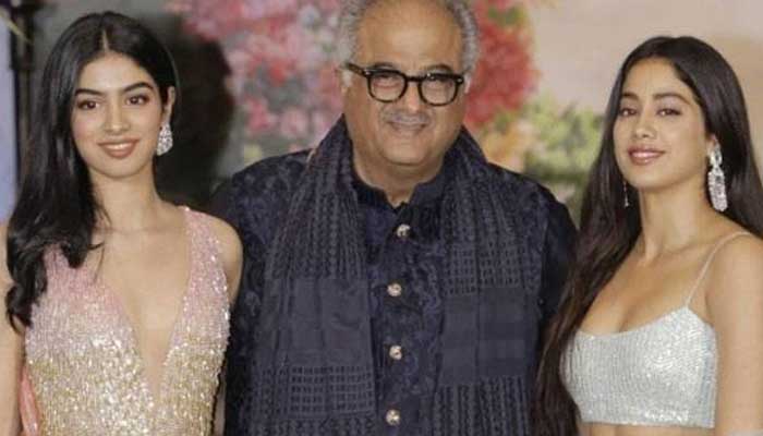 എപ്പോഴും താന്‍ എവിടെയാണ്, ആരുടെ കൂടെയാണ് എന്നെല്ലാം അറിയാന്‍ ശ്രമിച്ചുകൊണ്ടേയിരിക്കും; അച്ഛന്റെ കൂടെ തനിക്ക് കര്‍ഫ്യൂ കാലം; അച്ഛന്റെ കരുതലിനെക്കുറിച്ച് മനസ് തുറന്ന് ഖുഷി കപൂര്‍