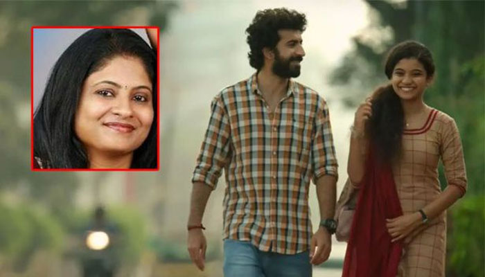 'കപ്പേള'യില്‍ പിമ്ബായ വിഷ്ണുവിനെ ചുവന്ന കുറിയിടുന്ന, കൈയില്‍ ചുവന്ന ചരട് കെട്ടുന്ന വിഷ്ണുവായി അവതരിപ്പിക്കപ്പെടുന്നതാണ് അരാജകത്വത്തിന്റെ രാഷ്ട്രീയം; ഇത്തരത്തിലെ ട്രെന്റ് സെറ്റിങ് ഒട്ടും നിഷ്‌കളങ്കമല്ല; അത് വ്യക്തമായ അജണ്ടയോടെയാണ് താനും ! സിനിമയ്ക്കുള്ളിലെ രാഷ്ട്രീയം: അഞ്ജു പാര്‍വതി പ്രഭീഷ് എഴുതുന്നു