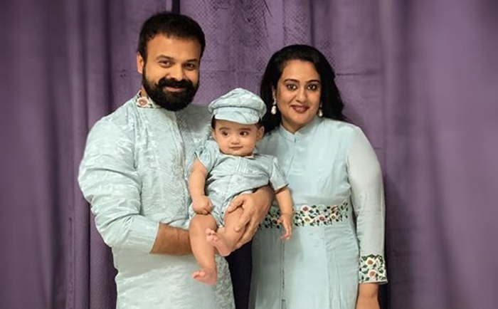ഞാനും പ്രിയയും ആഗ്രഹിച്ചിരുന്നത് ഒരു പെണ്‍കുഞ്ഞിനെയാണ്; അവള്‍ക്കിടാന്‍ ഒരു പേരും കണ്ടെത്തിയിരുന്നു; പ്രിയയുടെ 107 വയസുള്ള മുത്തശിയുടെ ഇപ്പോഴത്തെ പ്രാര്‍ത്ഥന ഞങ്ങള്‍ക്ക് ഒരു പെണ്‍കുട്ടി ജനിക്കണമെന്നാണ്; അങ്ങനെ സംഭവിക്കട്ടെയെന്നാണ് ഞങ്ങളും ആഗ്രഹിക്കുന്നത്; കുഞ്ചാക്കോ ബോബന്‍ മനസ് തുറക്കുമ്പോള്‍