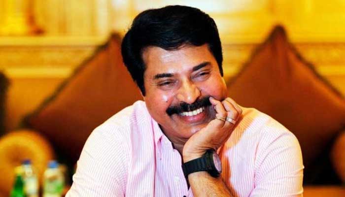 പൊതുജനങ്ങളെ സേവിക്കണമെങ്കില്‍ രാഷ്ട്രീയത്തിലേക്ക് വരണ്ട ആവശ്യമില്ല; നിലപാട് വ്യക്തമാക്കി വീണ്ടും മമ്മൂട്ടി