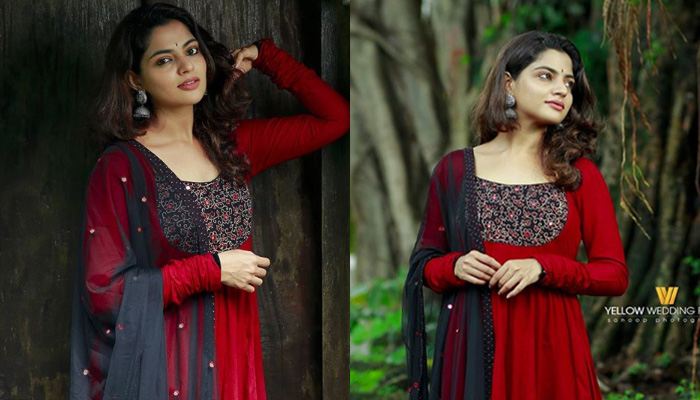 ചുവപ്പില്‍ സുന്ദരിയായി നിഖില വിമല്‍; താരത്തിന്റെ പുത്തന്‍ ഫോട്ടോഷൂട്ട് ചിത്രങ്ങള്‍ 