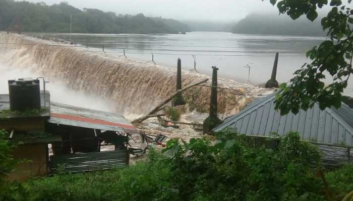 പത്തനംതിട്ടയിലേക്ക് യാത്ര ചെയ്യുന്നവര്‍ ജാഗ്രതൈ! പമ്പാനദിയിലെ ജലനിരപ്പ് ഉയര്‍ന്നു; സഞ്ചാരികള്‍ സൂക്ഷിക്കുക 