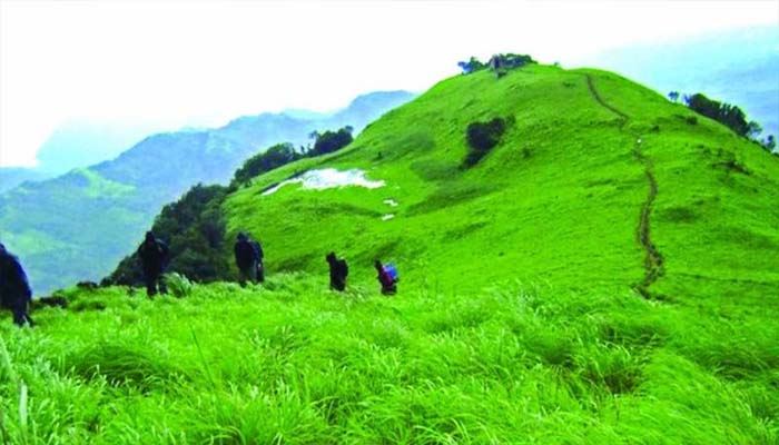 കണ്ണൂരിന് കുളിര്‍മ്മയേകി പൈതല്‍ മല