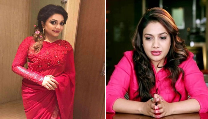 കർത്താവിന് മുന്നിൽ നിറ കണ്ണുകളുമായി  ഗായിക റിമി ടോമി; വീഡിയോയ്ക്ക് ചുവടെ  കമന്റുകളുമായി ആരാധകരും  രംഗത്ത്